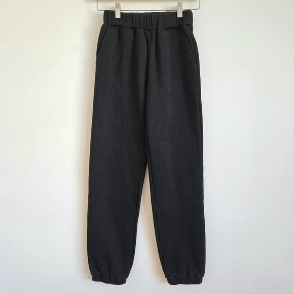 NWOT Black Winter/ Fall Jogger - Picture 1 of 5